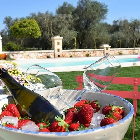 Trulli Olea Con Piscina דירה