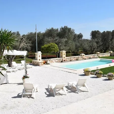 Trulli Olea Con Piscina * סן ויטו דיי נורמני