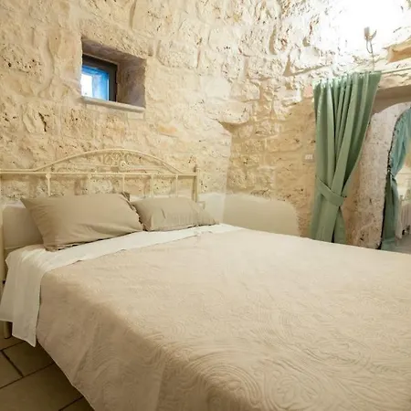 Trulli Olea Con Piscina * סן ויטו דיי נורמני